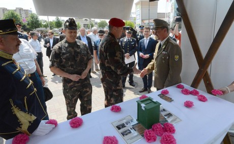 Szersén Gyula és Berecz András is szerepel a „Mind egy szálig” programjaiban